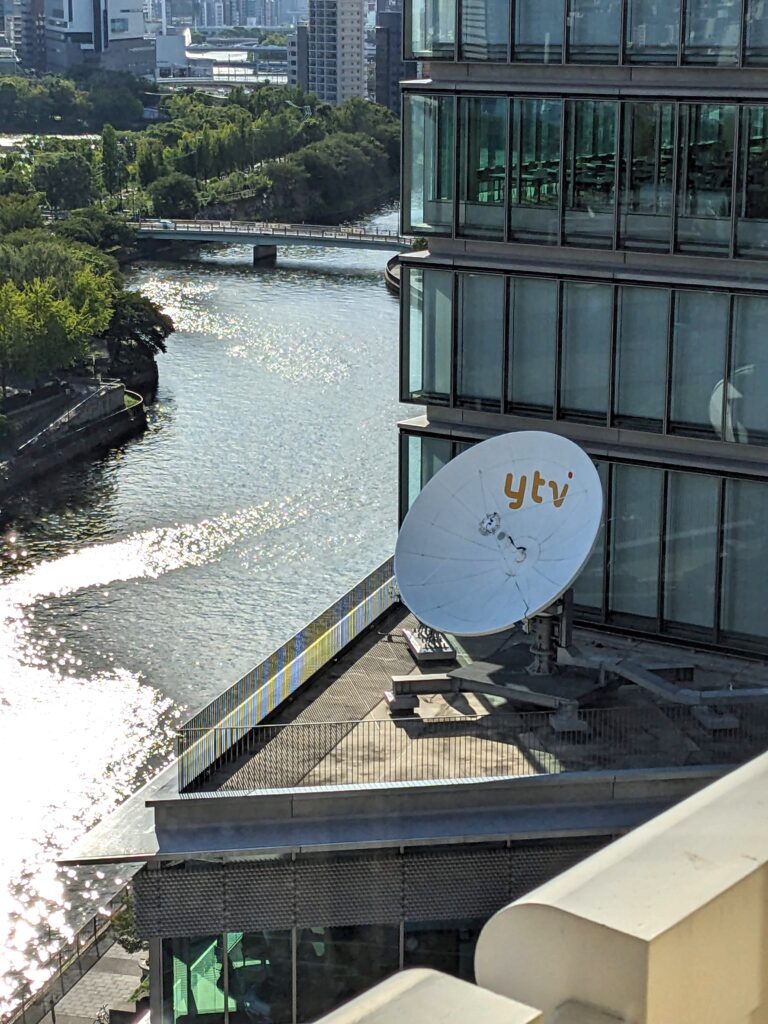 ytv巨大アンテナの写真